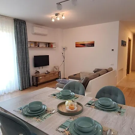 Apartmán Jl Homes